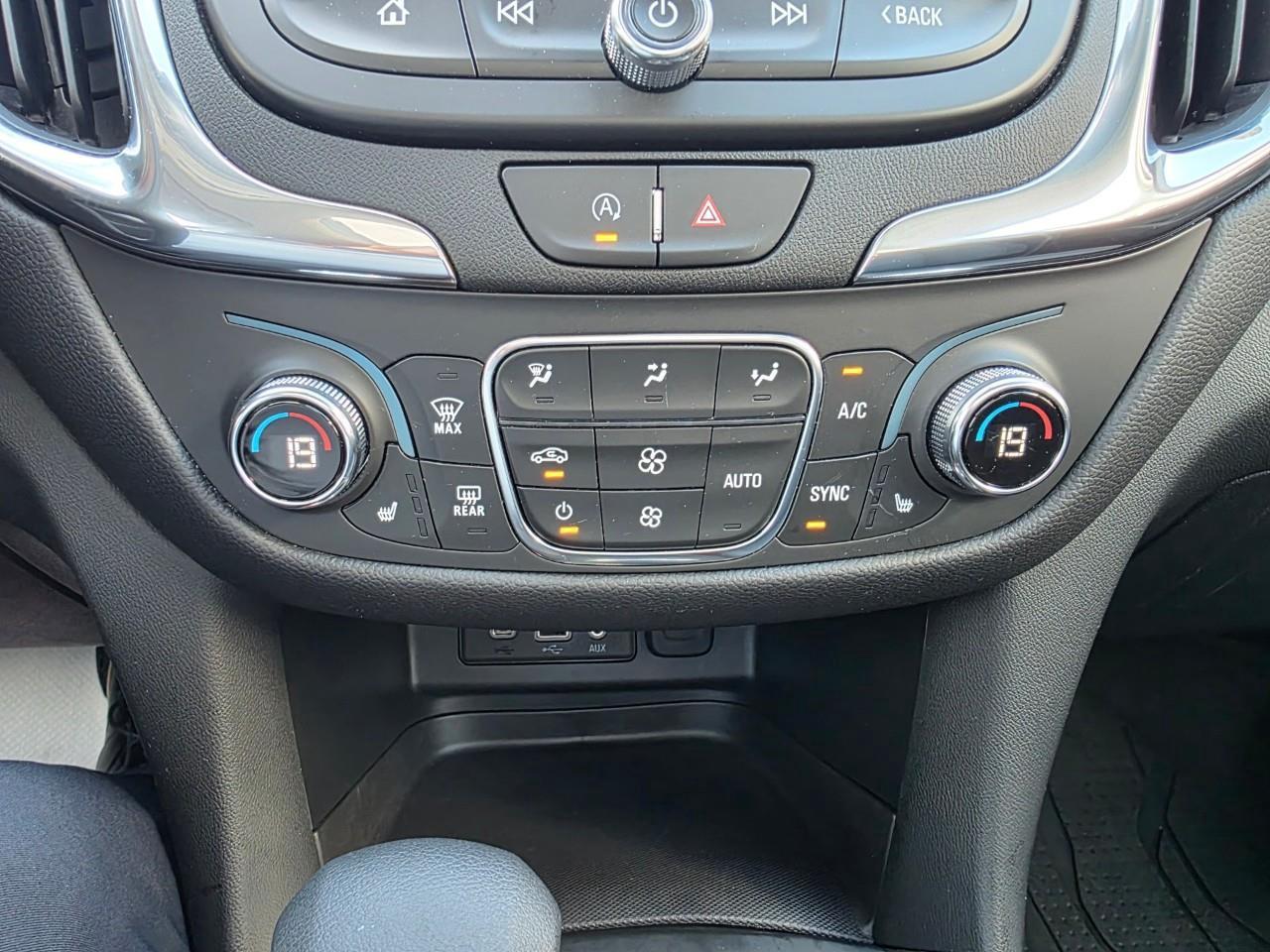 2022 Chevrolet Equinox LT w/1LT All-Wheel Drive Photo