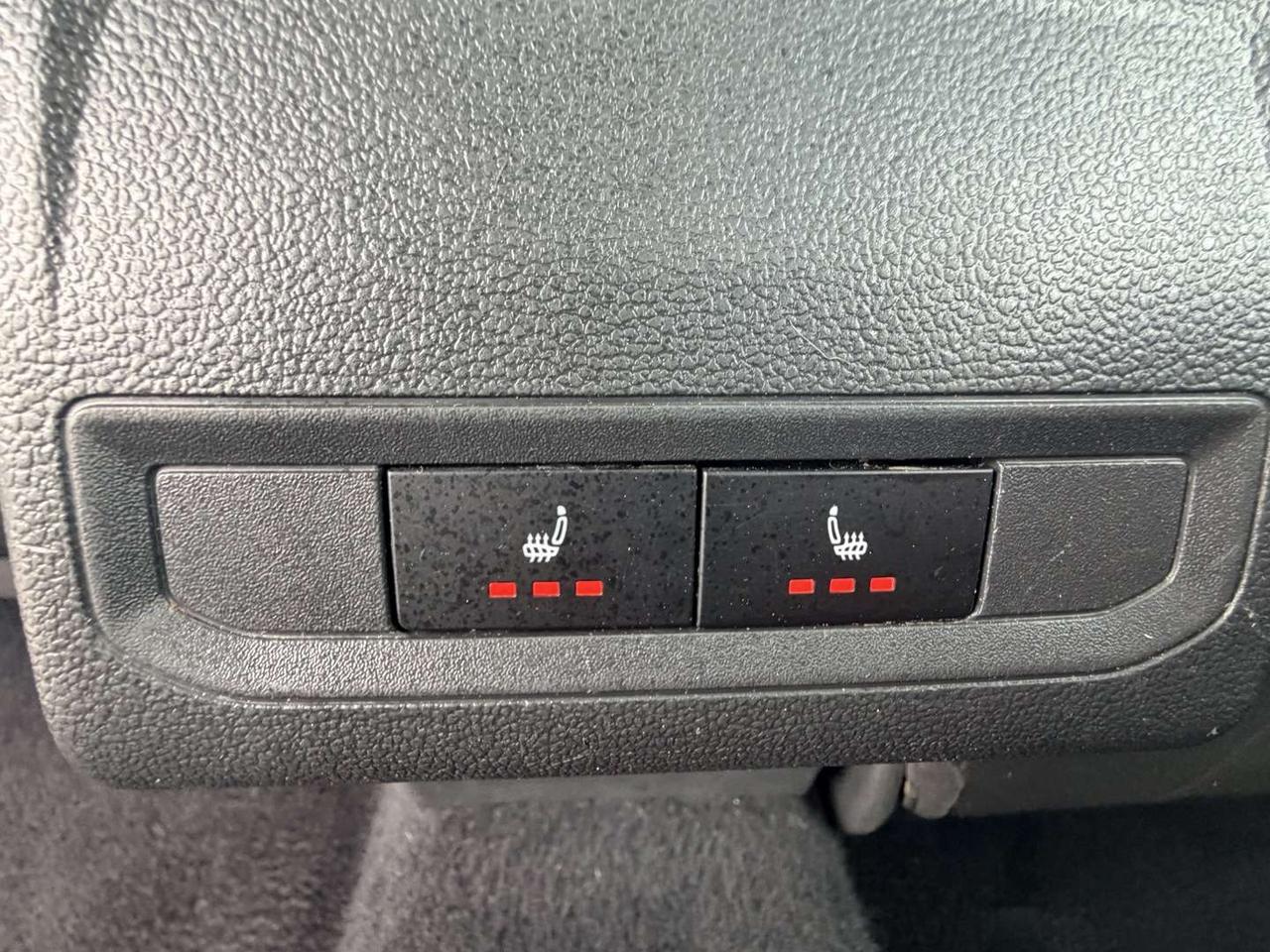 2021 Volkswagen Jetta Highline R Line   Sunroof   Leather   Ambient Light Photo