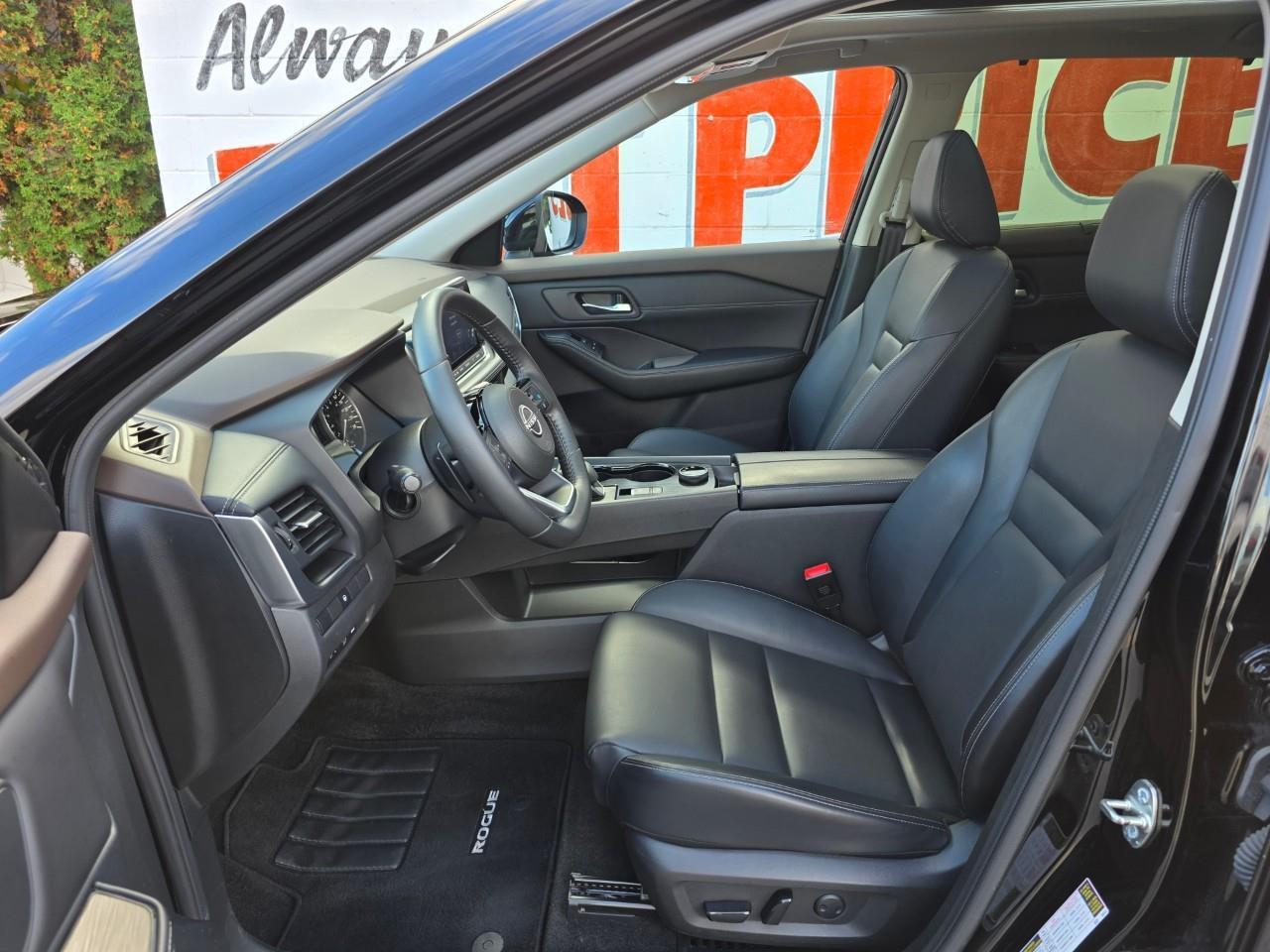 2023 Nissan Rogue SV Midnight Edition 4dr All-Wheel Drive Sport Utility Photo
