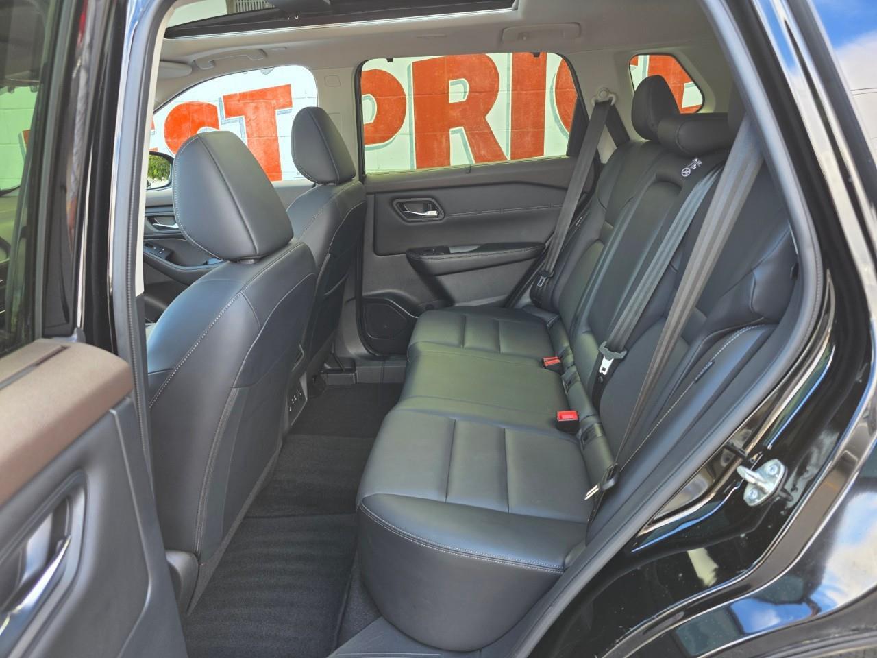 2023 Nissan Rogue SV Midnight Edition 4dr All-Wheel Drive Sport Utility Photo