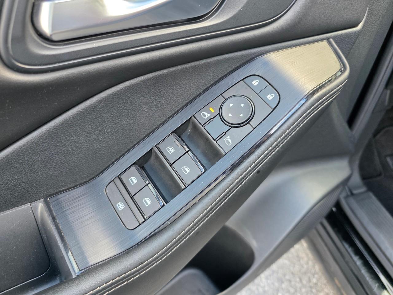 2023 Nissan Rogue SV Midnight Edition 4dr All-Wheel Drive Sport Utility Photo