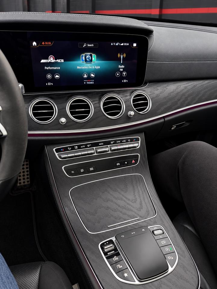 2021 Mercedes-Benz E-Class AMG E 53 Photo