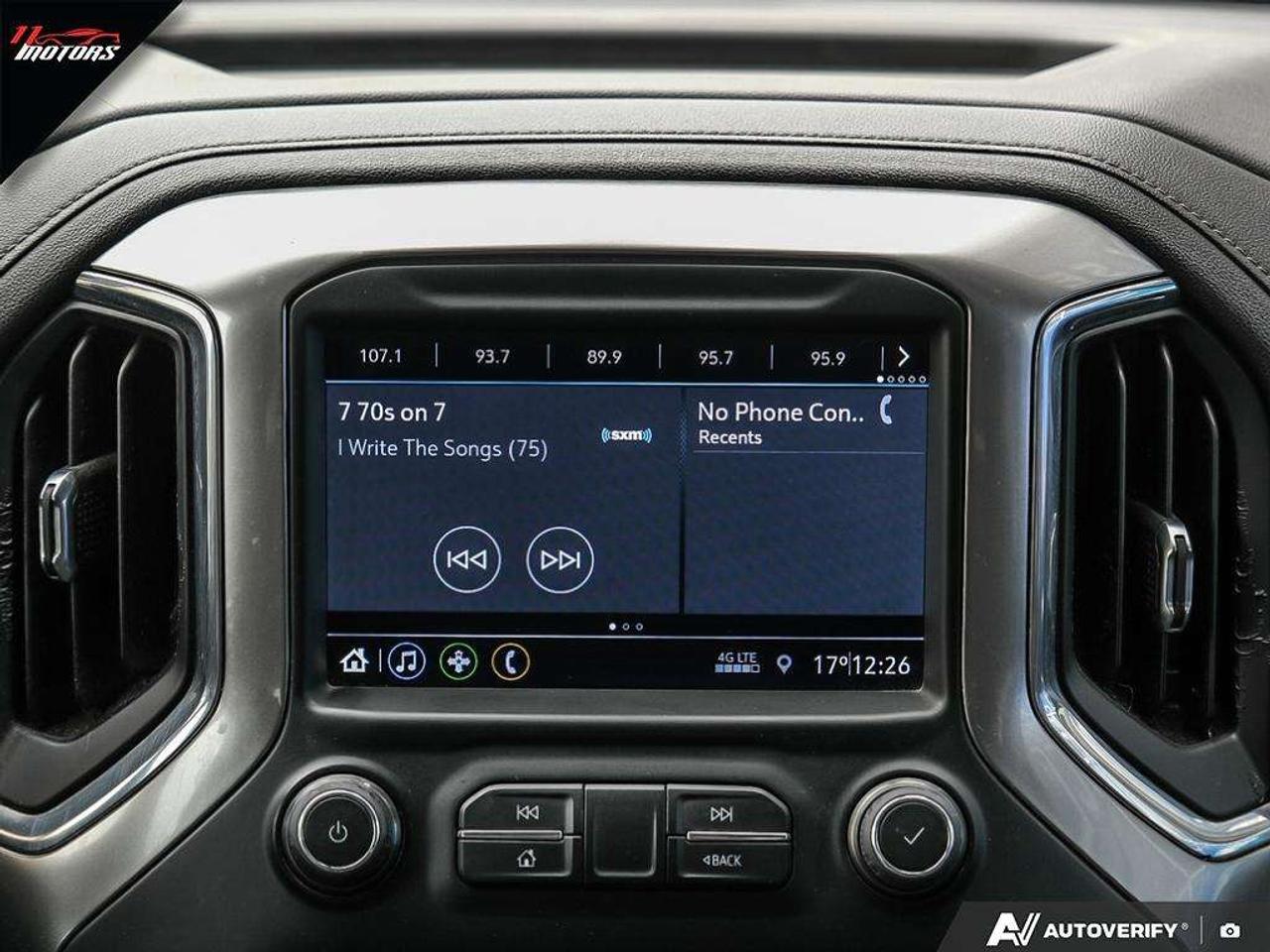 2021 Chevrolet Silverado 1500 4WD Crew Cab 147 RST  DURAMAX   NO ACCIDENTS Photo