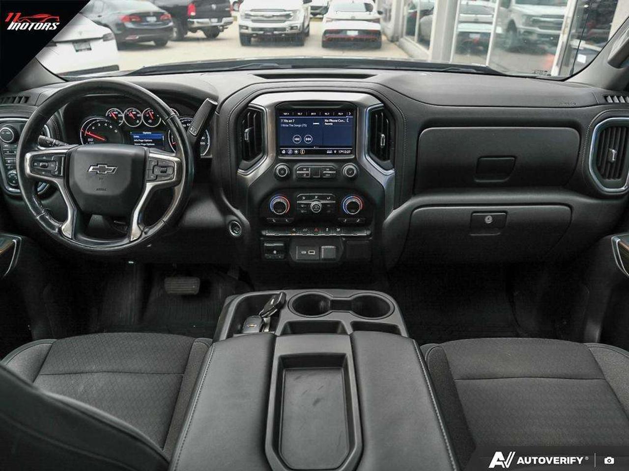 2021 Chevrolet Silverado 1500 4WD Crew Cab 147 RST  DURAMAX   NO ACCIDENTS Photo
