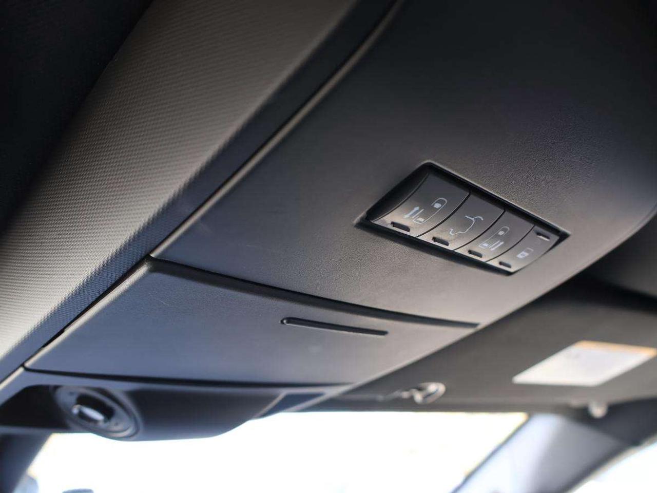 2020 Dodge Grand Caravan SXT Photo