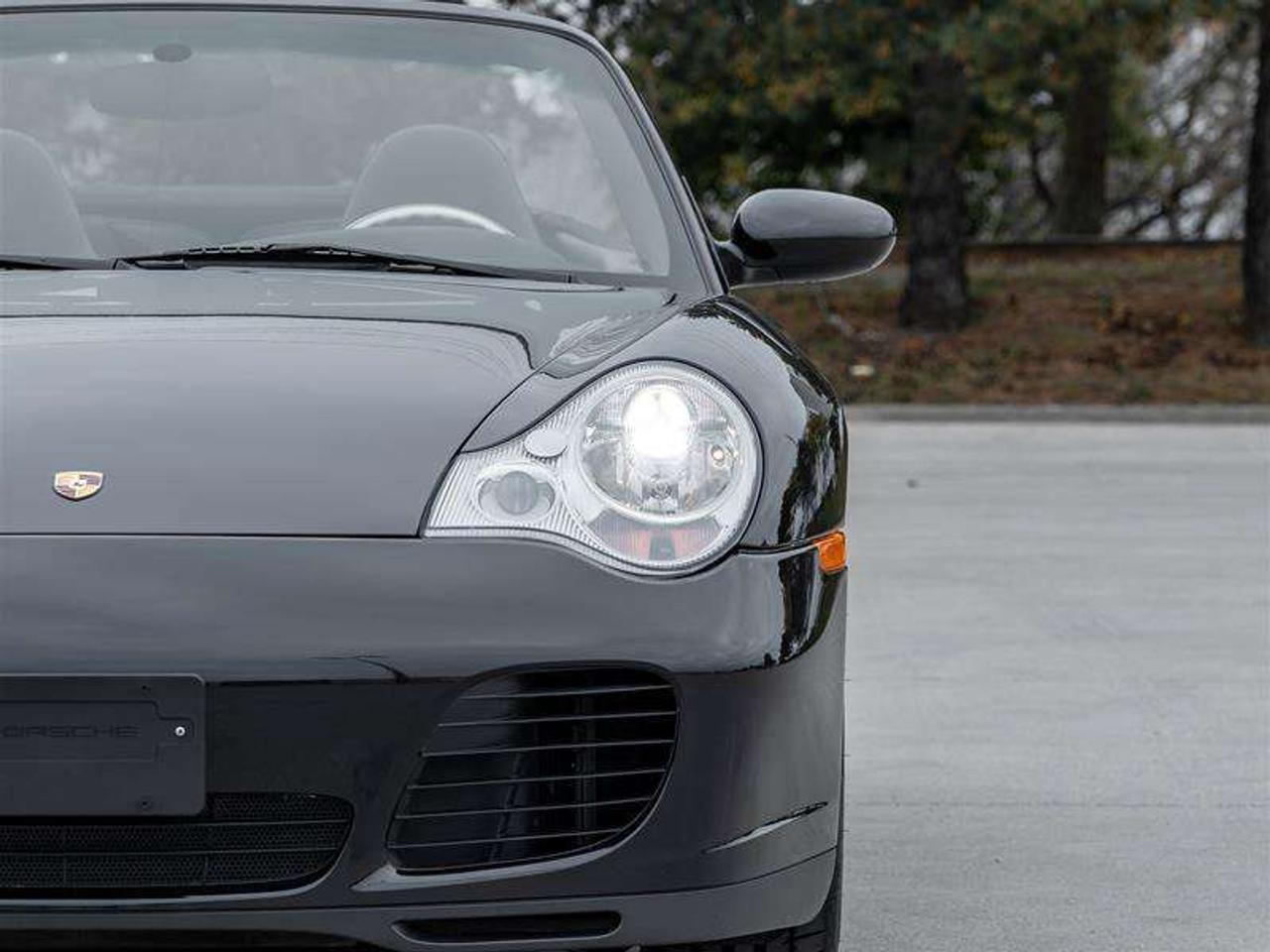 2005 Porsche 911 Carrera S Sport Seats Heated Seats EXC options with deviations Photo
