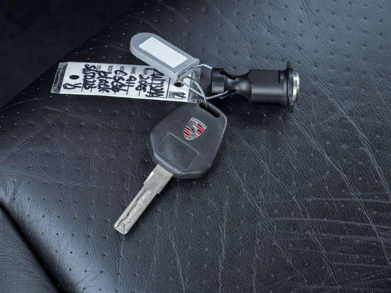 2005 Porsche 911 Carrera S Sport Seats Heated Seats EXC options with deviations Photo