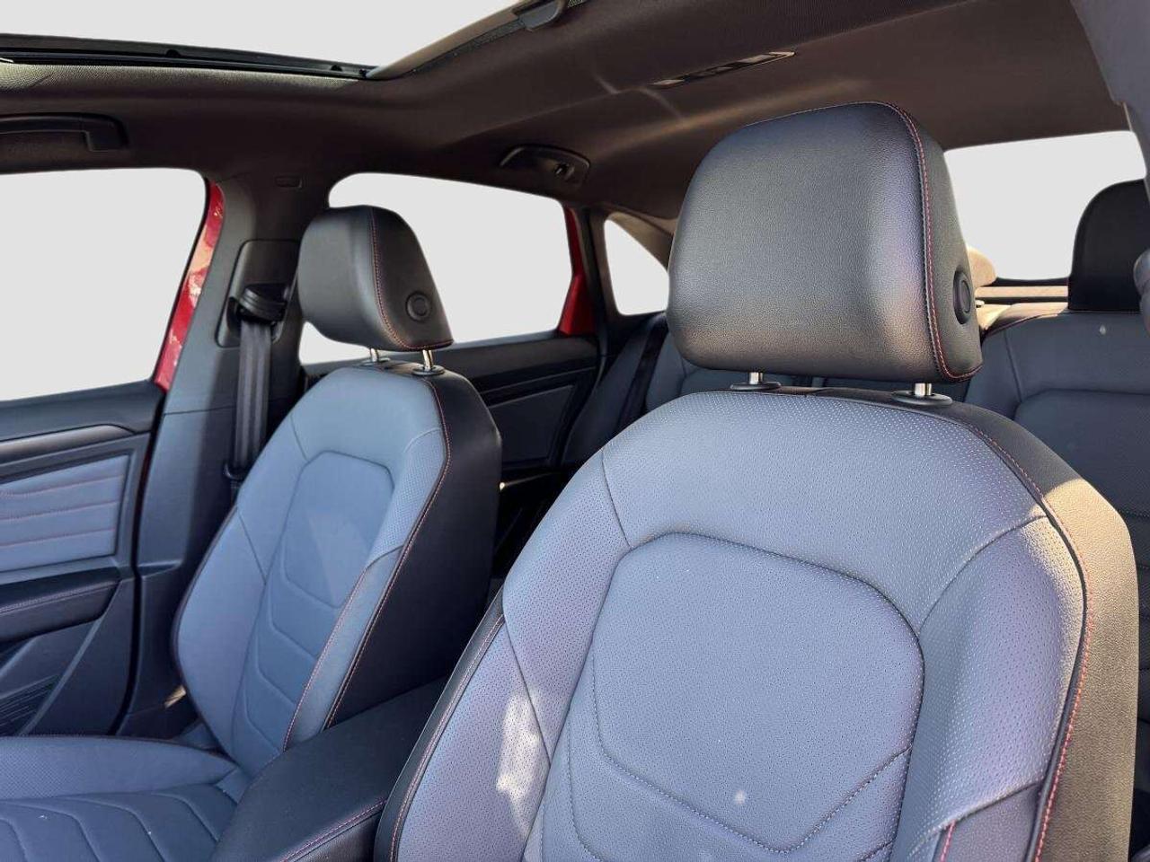 2025 Volkswagen Jetta Autobahn Auto - 1 OWNER/CLEAN CARFAX Photo