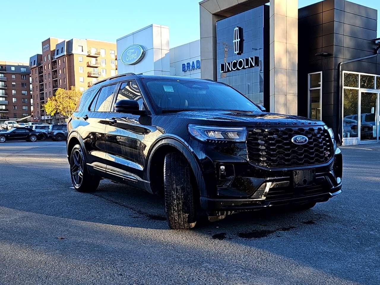 2025 Ford Explorer 4WD   21" WHEELS   3.0L ECOBOOST Photo