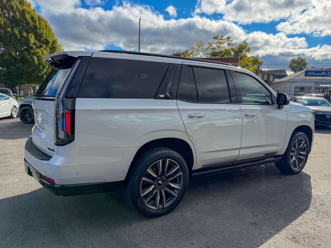 2021 Cadillac Escalade Sport Platinum Photo4