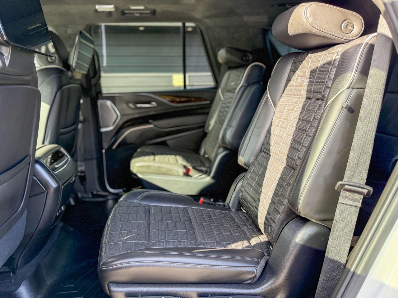 2021 Cadillac Escalade Sport Platinum Photo