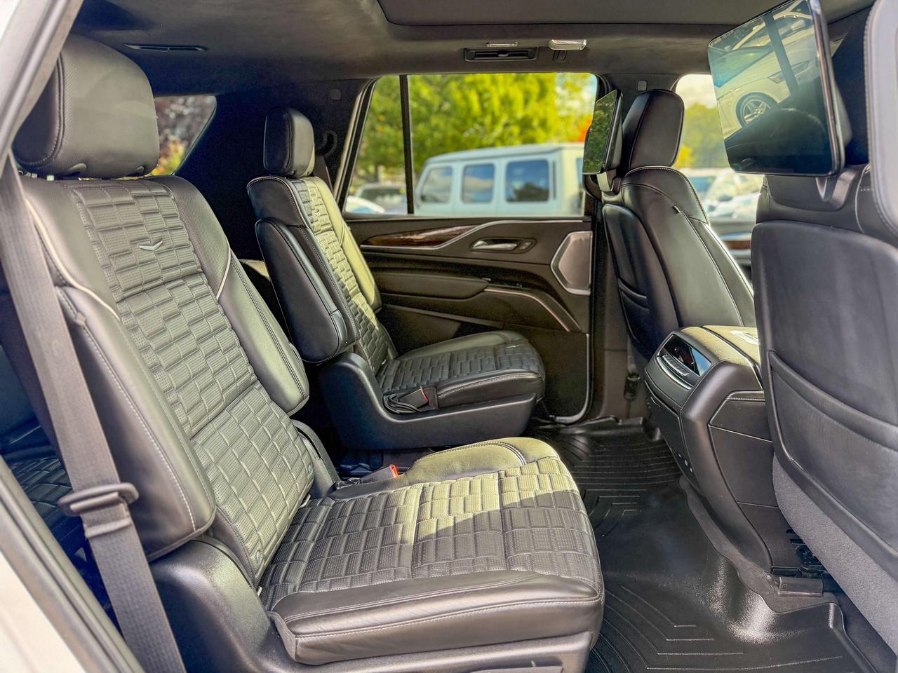 2021 Cadillac Escalade Sport Platinum Photo