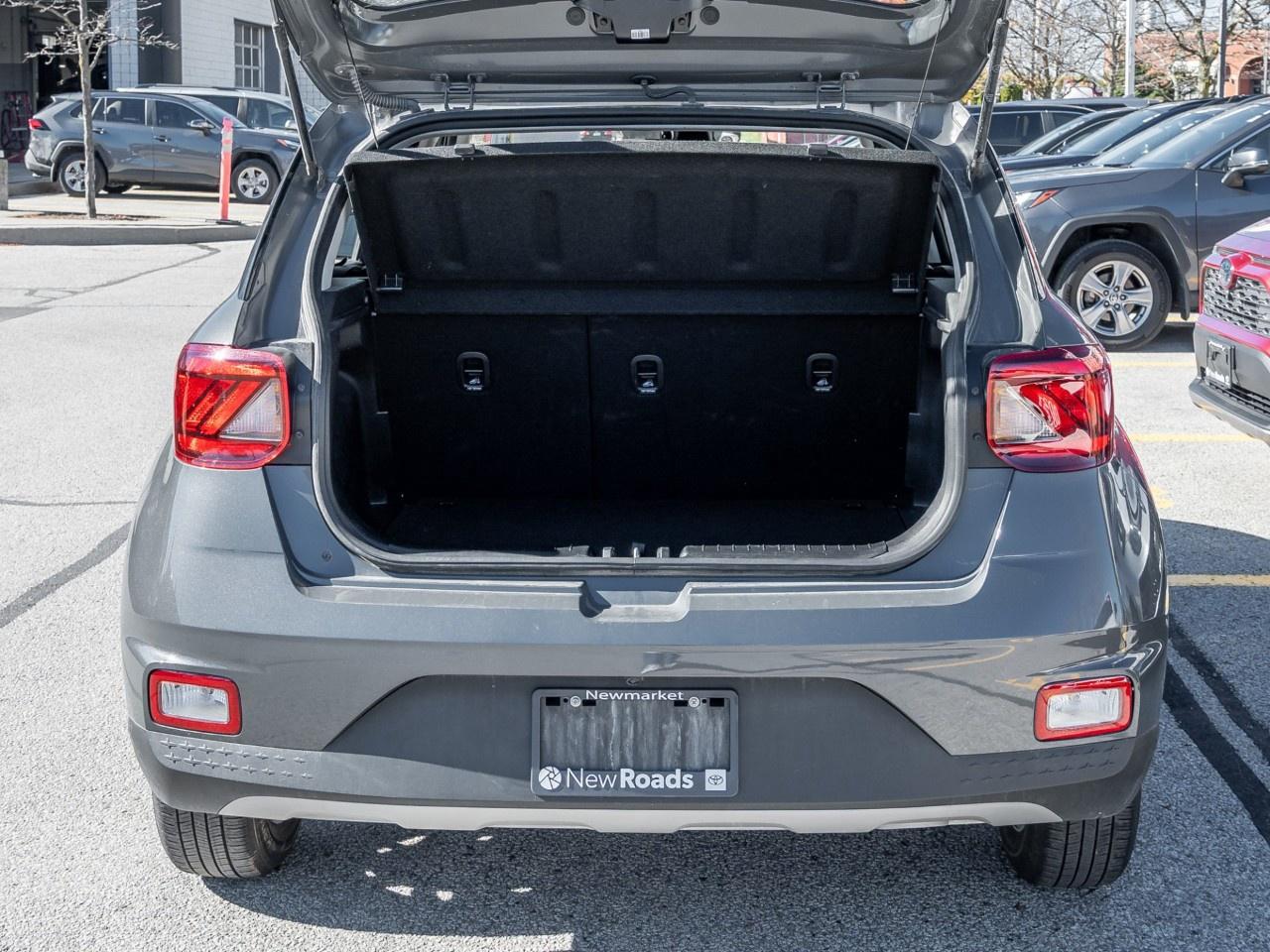 2025 Hyundai Venue Preferred IVT Photo