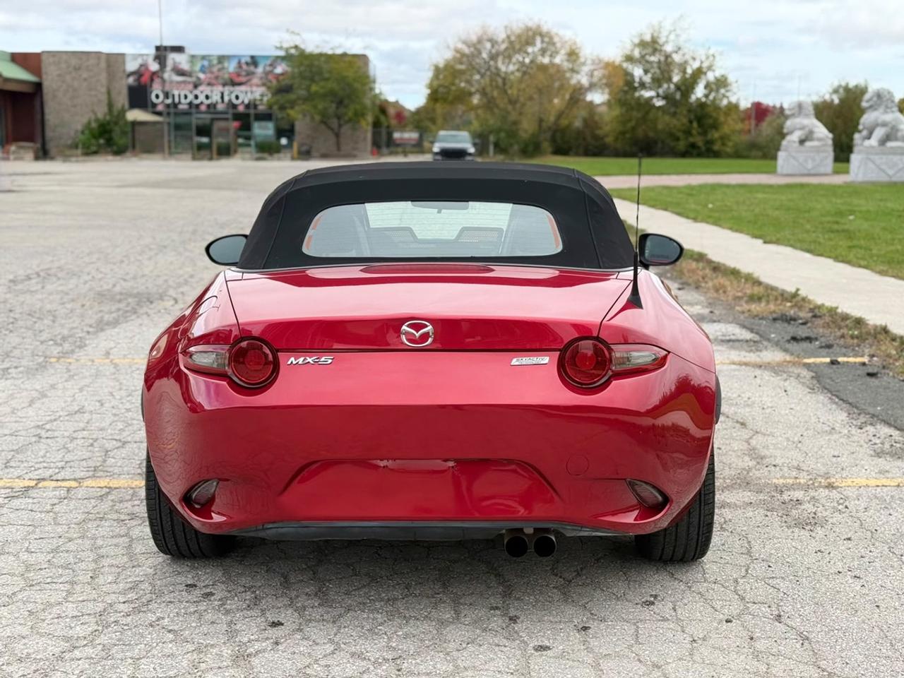 2016 Mazda MX-5 GS Photo