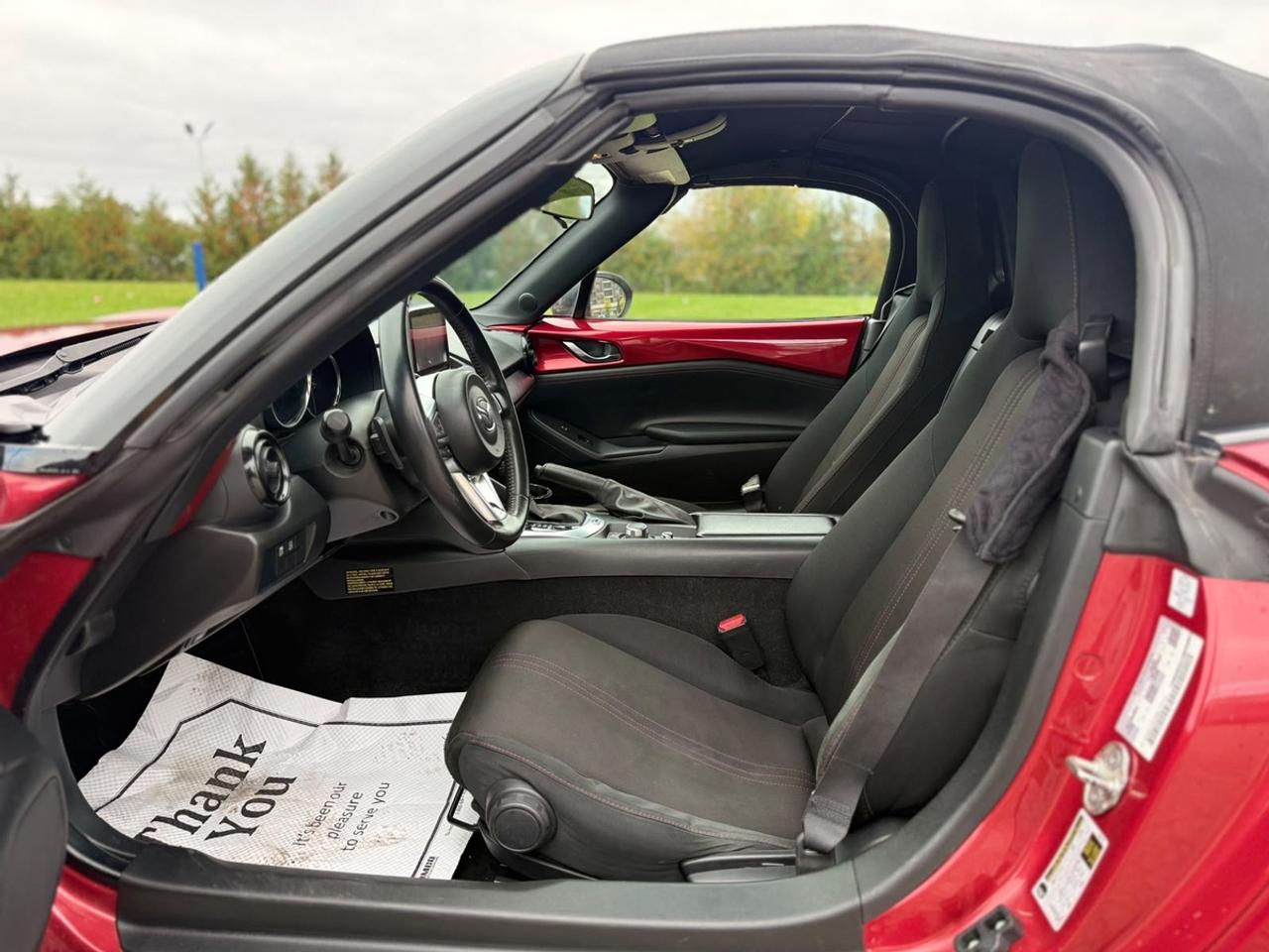 2016 Mazda MX-5 GS Photo