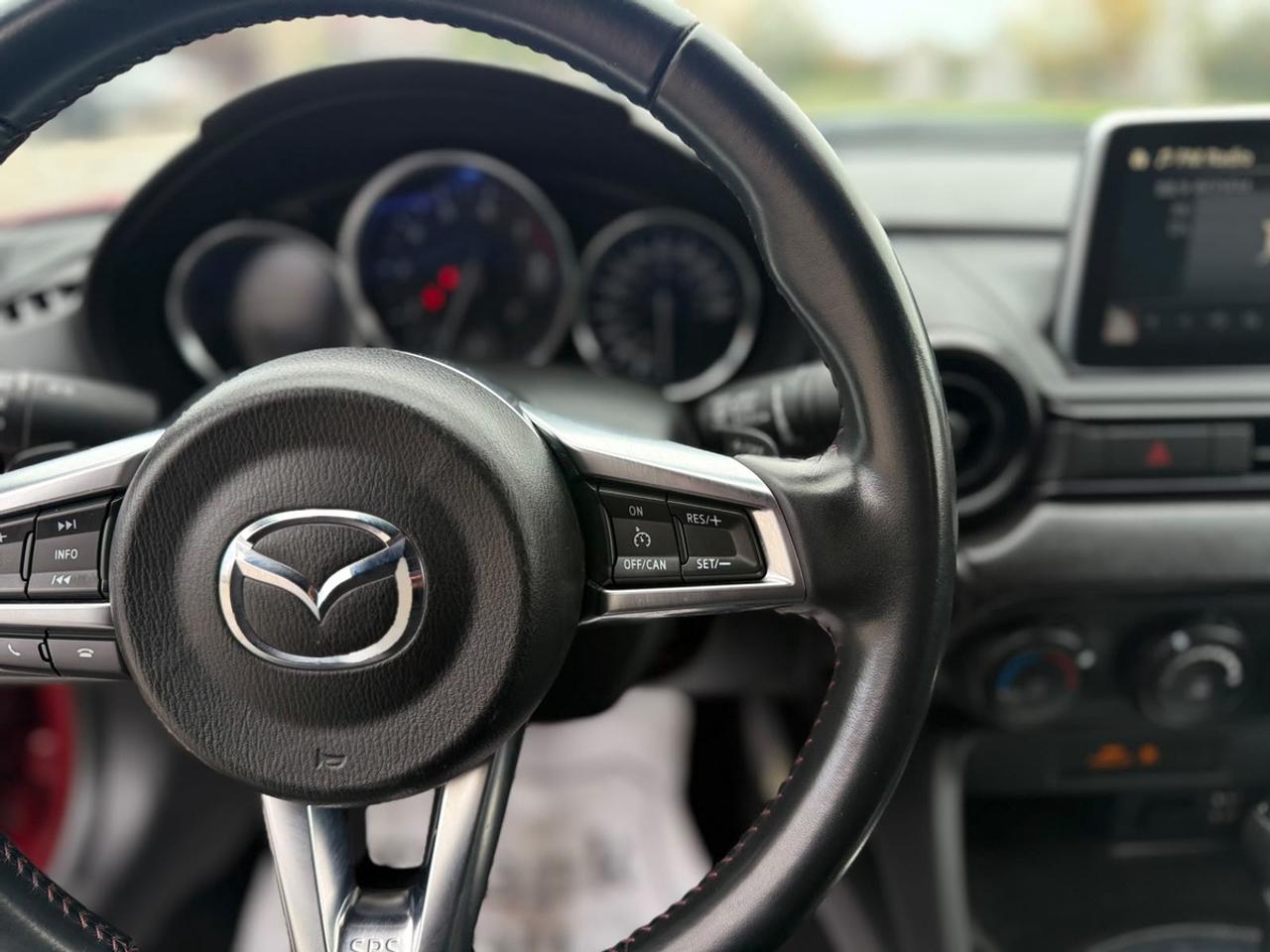 2016 Mazda MX-5 GS Photo