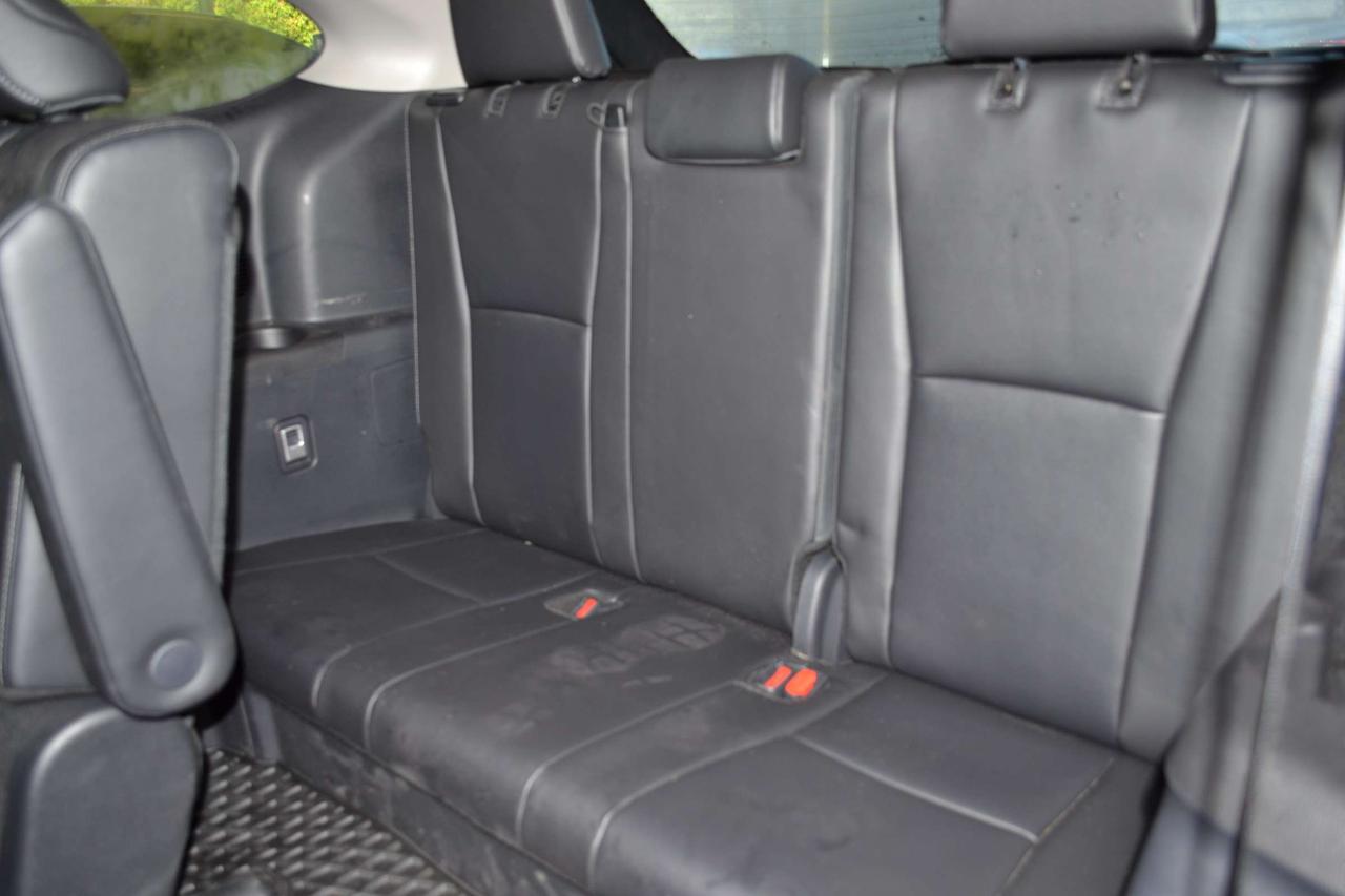 2025 Toyota Highlander XLE Photo