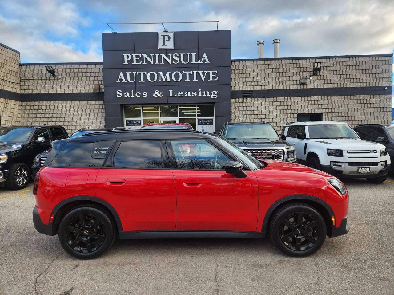 2026 MINI Countryman S,PREMIER +, HEADS UP, HARMON KARDON, NAVI, PANO Photo