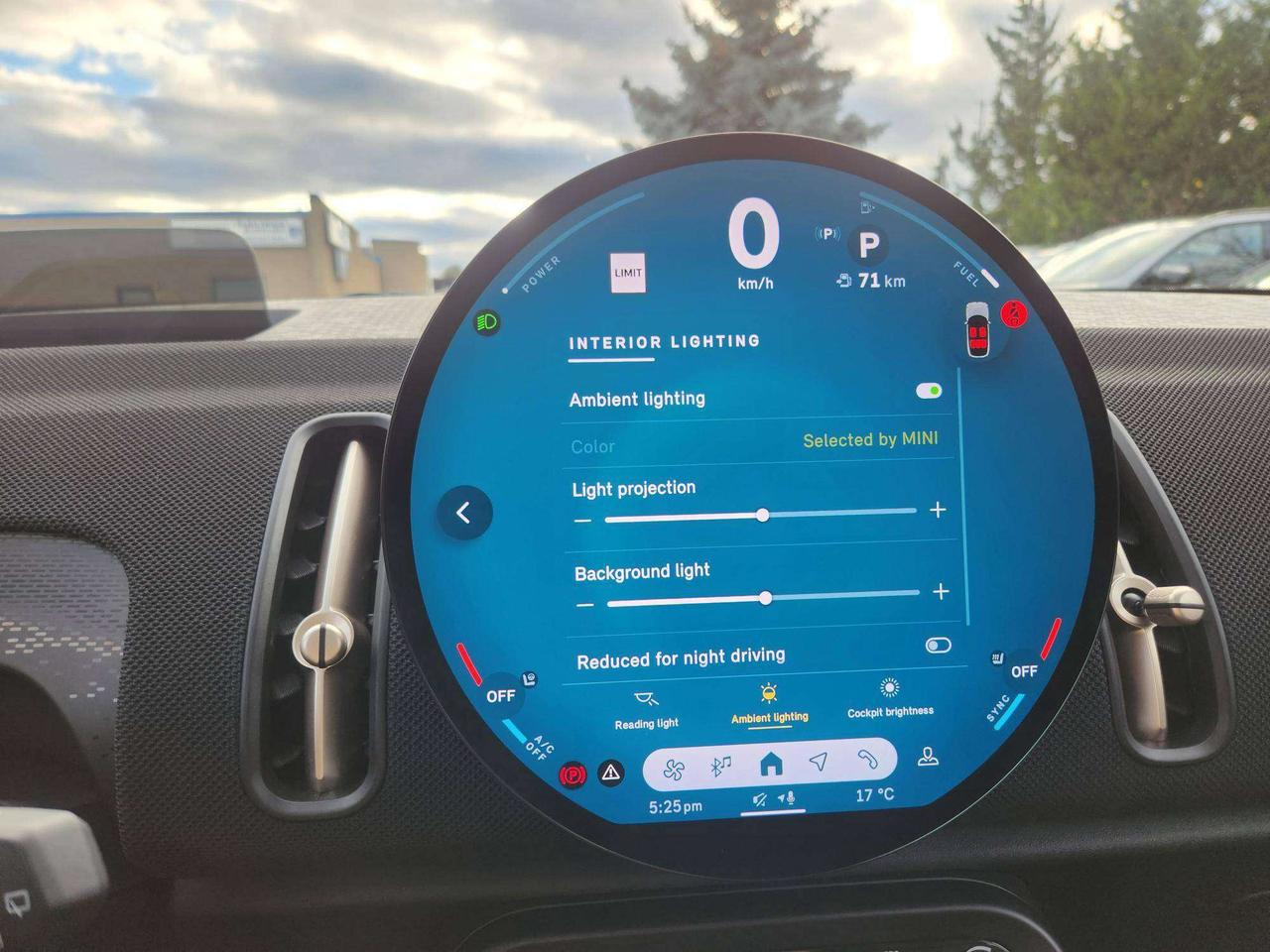 2026 MINI Countryman S,PREMIER +, HEADS UP, HARMON KARDON, NAVI, PANO Photo