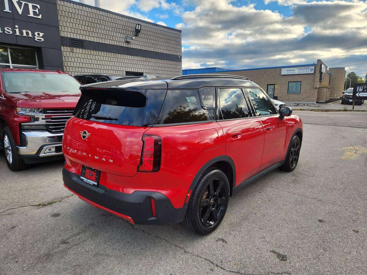 2026 MINI Countryman S,PREMIER +, HEADS UP, HARMON KARDON, NAVI, PANO Photo