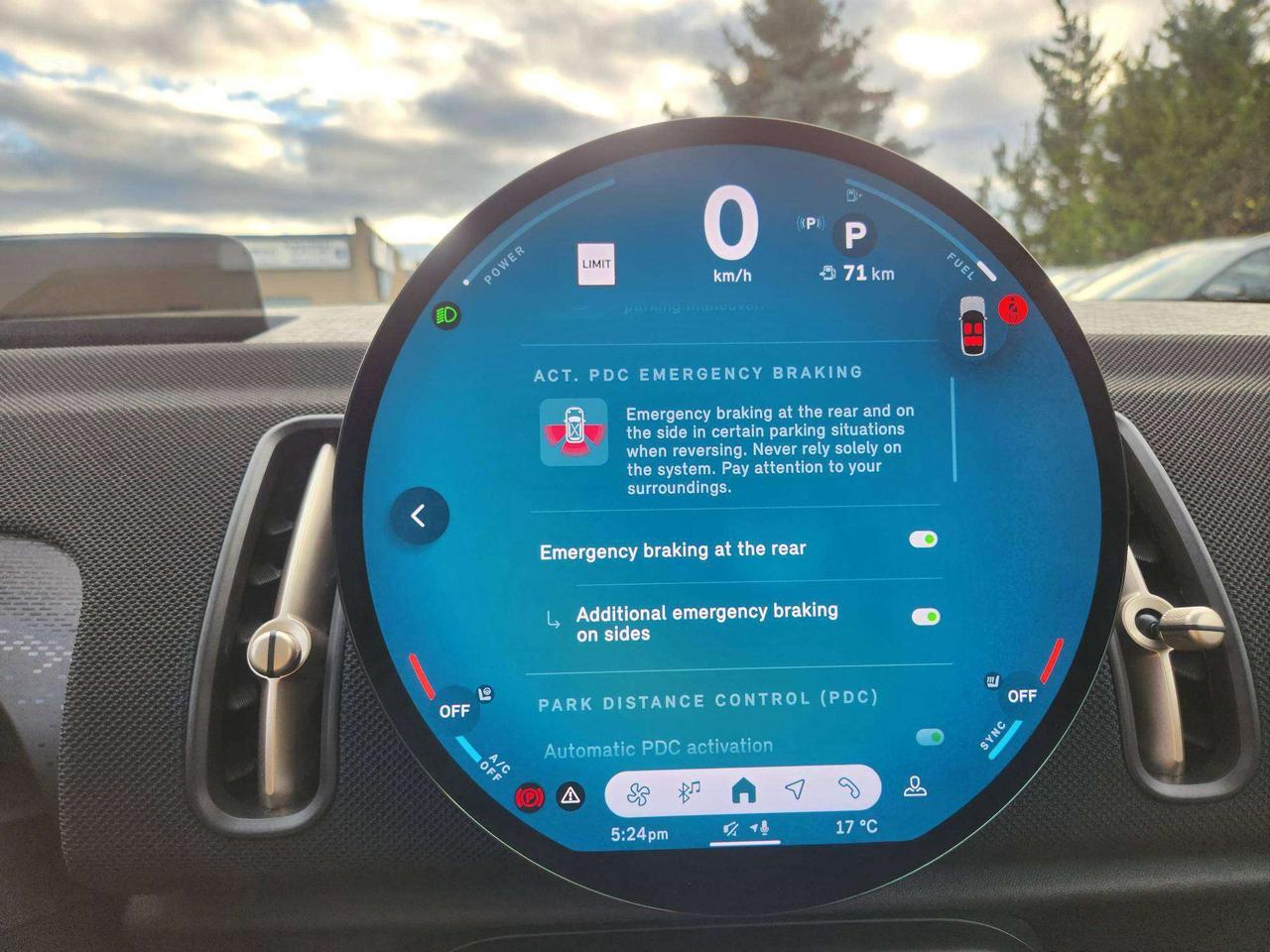 2026 MINI Countryman S,PREMIER +, HEADS UP, HARMON KARDON, NAVI, PANO Photo