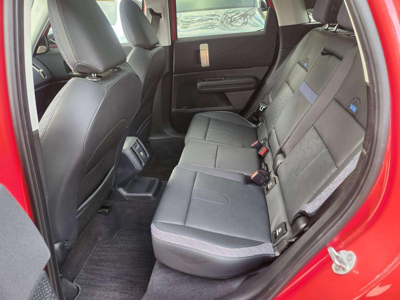 2026 MINI Countryman S,PREMIER +, HEADS UP, HARMON KARDON, NAVI, PANO Photo