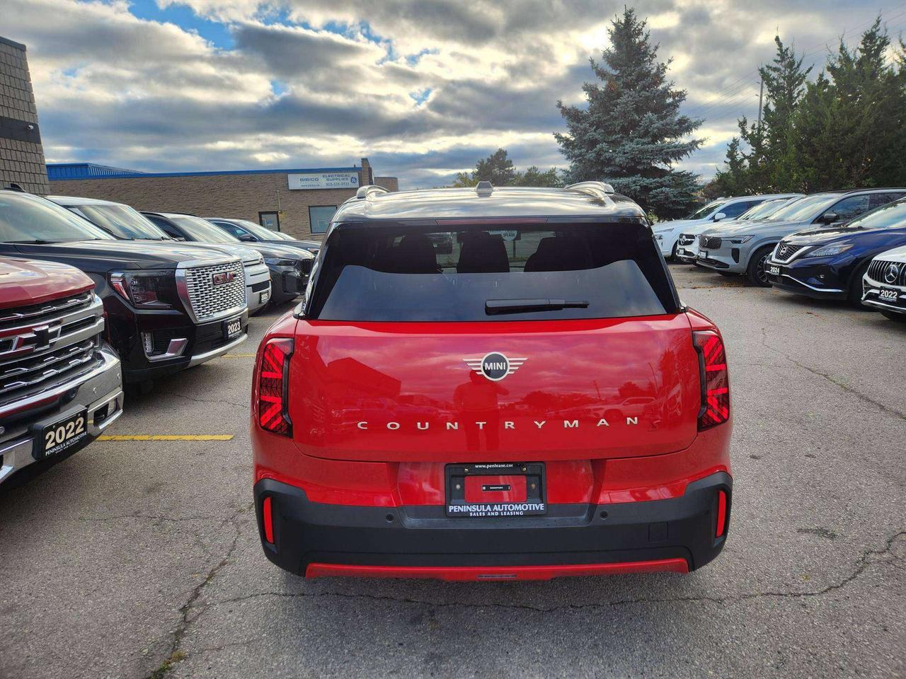 2026 MINI Countryman S,PREMIER +, HEADS UP, HARMON KARDON, NAVI, PANO Photo
