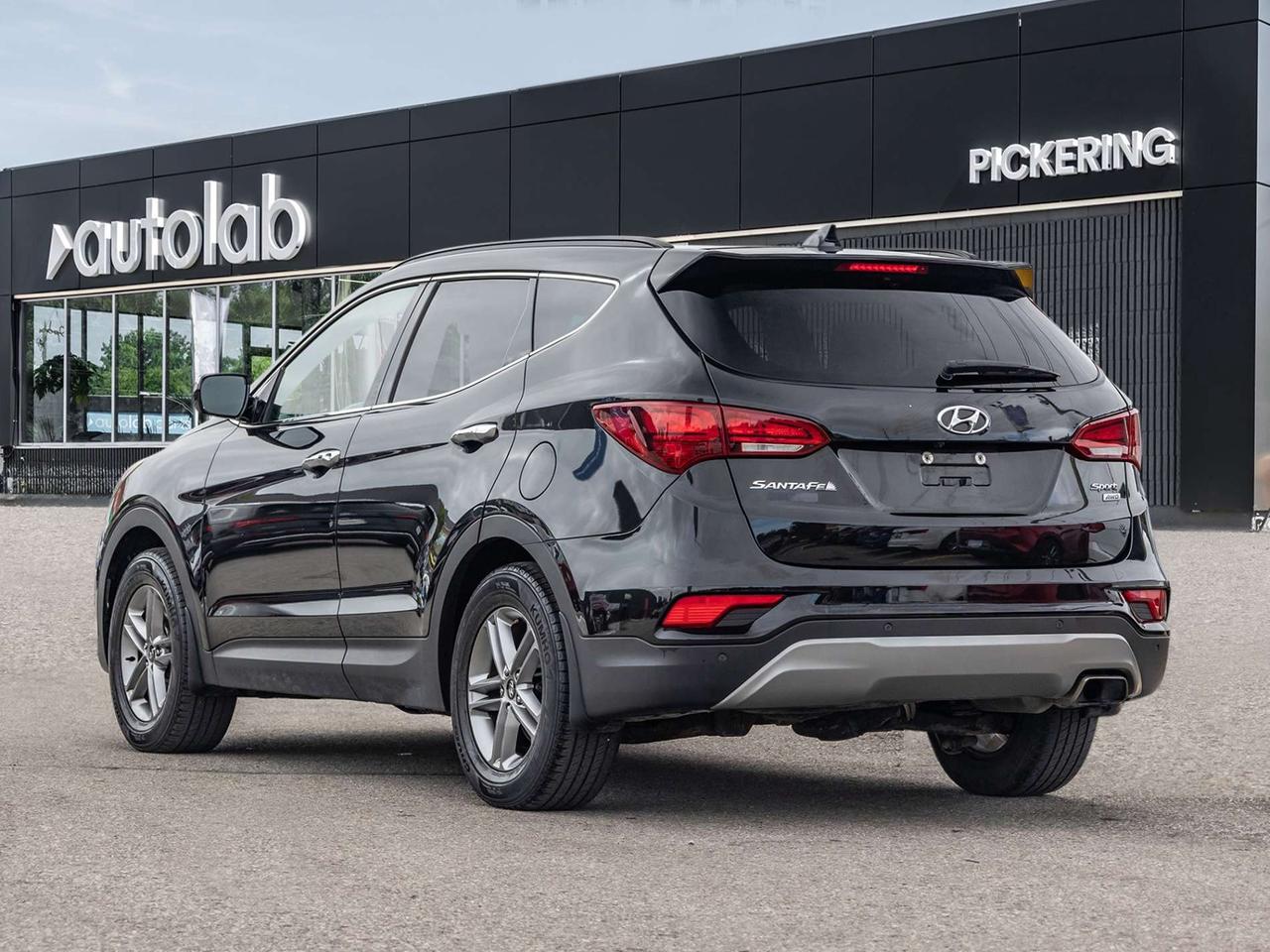 2017 Hyundai Santa Fe Luxury AWD 2.4L   Pano Roof   Heated Seats   Blind Spot   Clean Carfax Photo