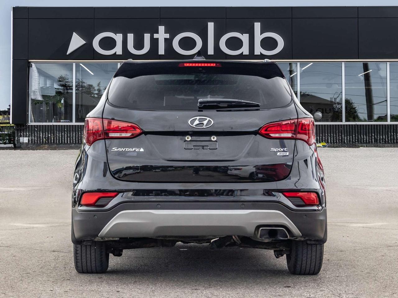 2017 Hyundai Santa Fe Luxury AWD 2.4L   Pano Roof   Heated Seats   Blind Spot   Clean Carfax Photo