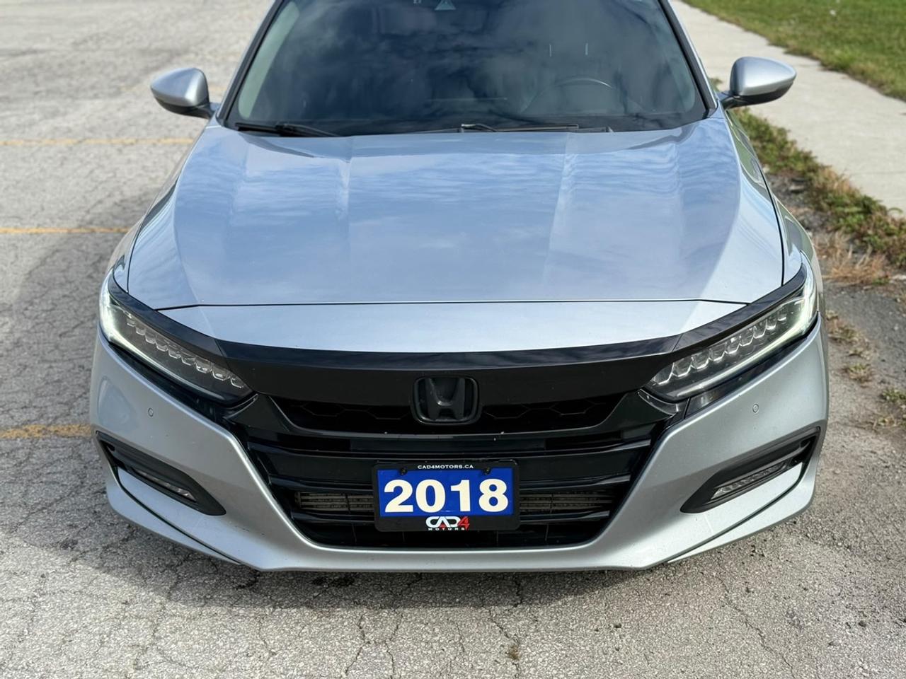 2018 Honda Accord Touring 2.0 Photo