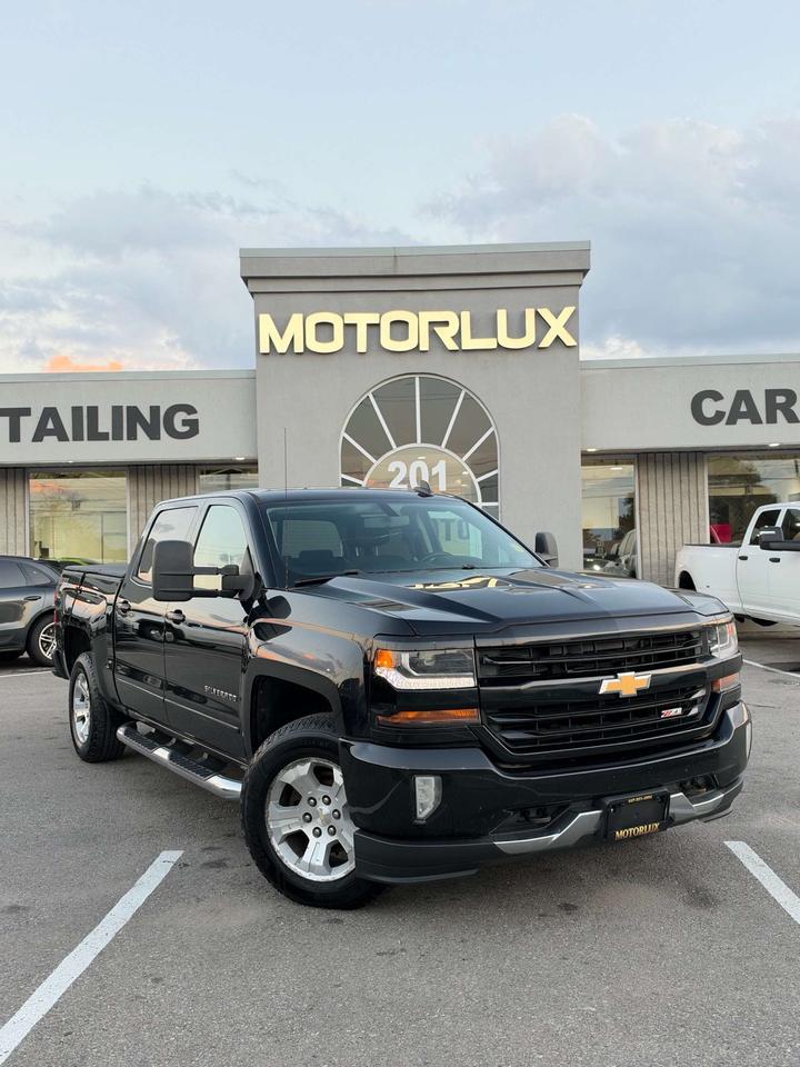 2017 Chevrolet Silverado 1500 4WD Crew Cab  LT w/2LT Photo