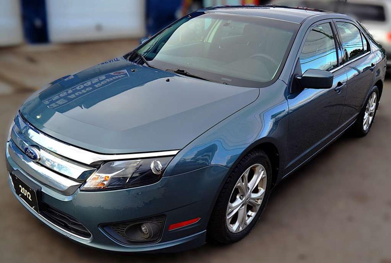 2012 Ford Fusion SE 4dr Front-wheel Drive Sedan Automatic Photo0