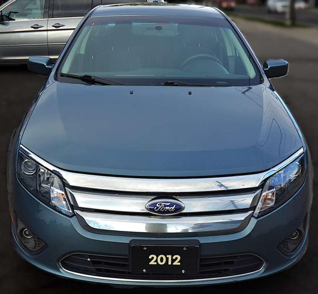 2012 Ford Fusion SE 4dr Front-wheel Drive Sedan Automatic Photo