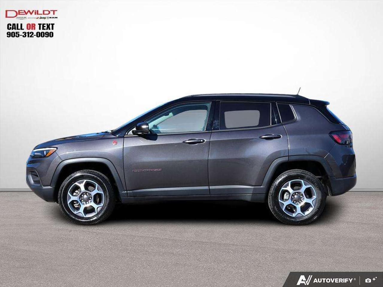 2022 Jeep Compass TRAILHAWK ELITE   LEATHER   ONE OWNER Photo