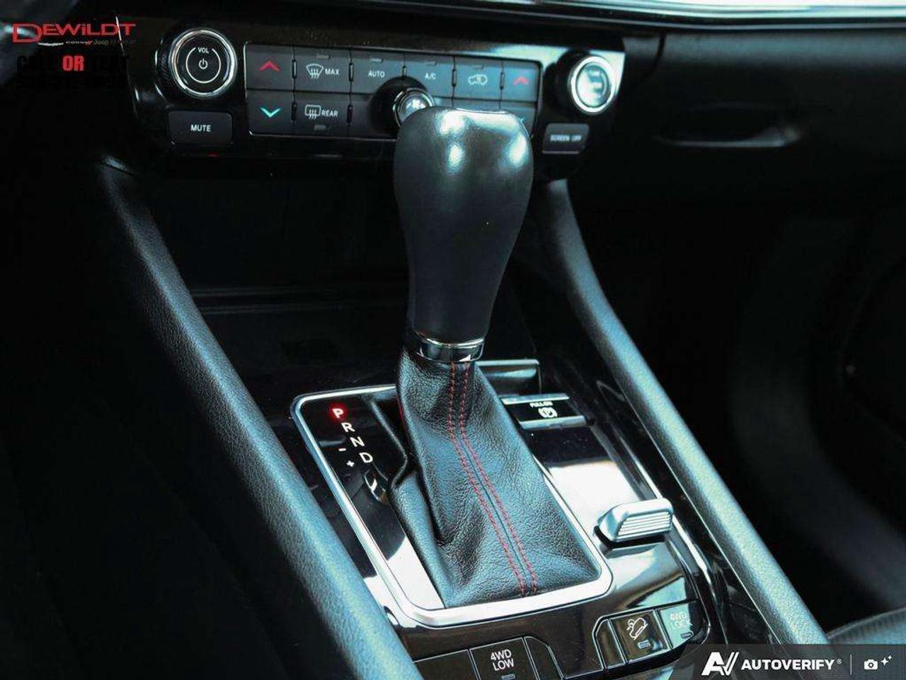 2022 Jeep Compass TRAILHAWK ELITE   LEATHER   ONE OWNER Photo