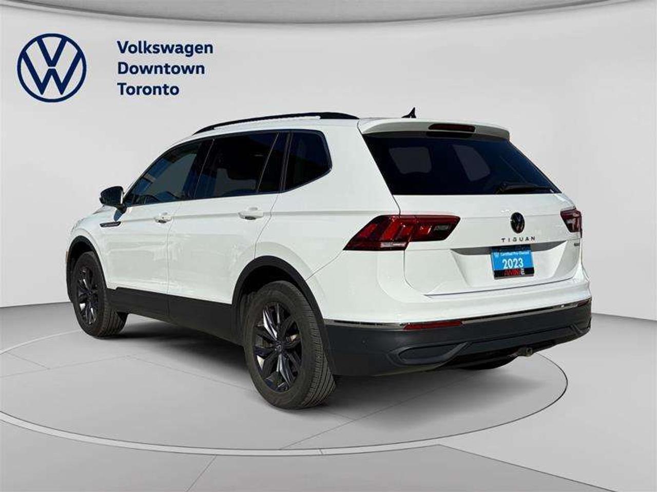 2023 Volkswagen Tiguan Comfortline 2.0T 8sp at w/Tip 4M Photo
