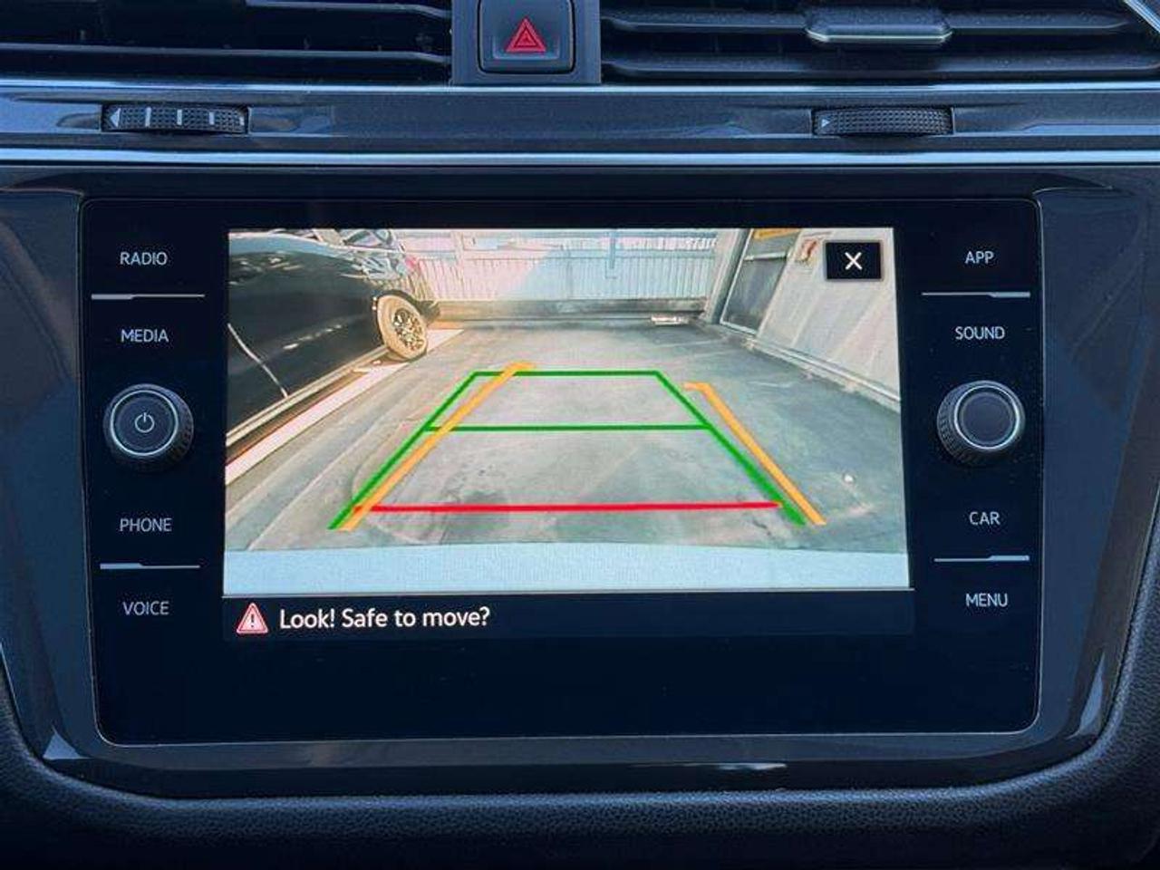2023 Volkswagen Tiguan Comfortline 2.0T 8sp at w/Tip 4M Photo
