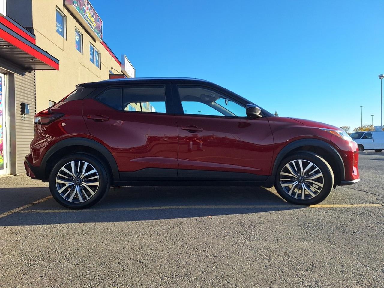 2024 Nissan Kicks SV FWD Photo