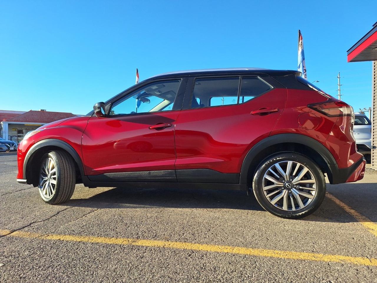 2024 Nissan Kicks SV FWD Photo