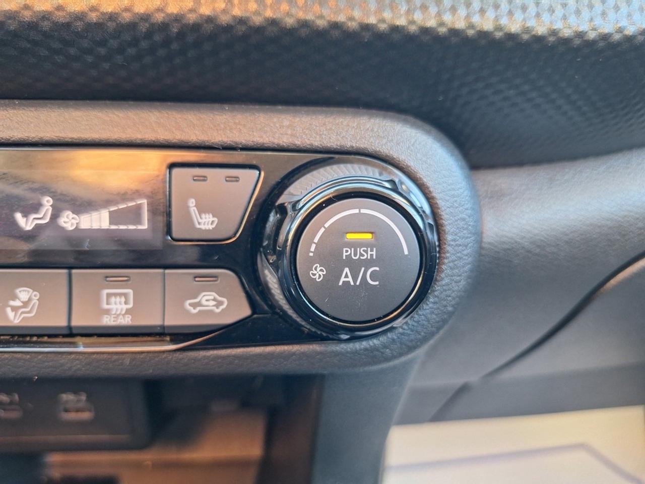 2024 Nissan Kicks SV FWD Photo