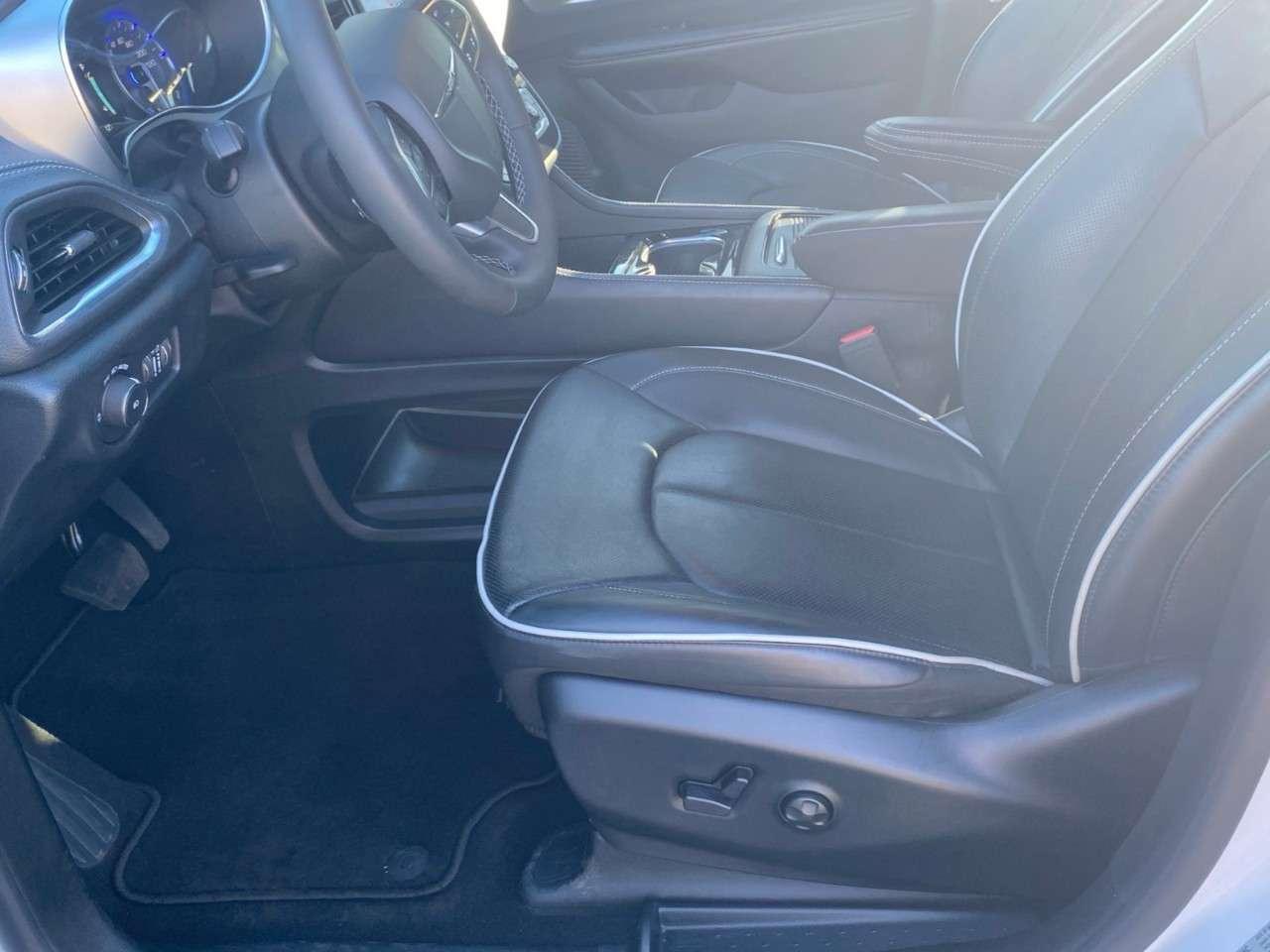 2026 Chrysler Pacifica Limited FWD Photo