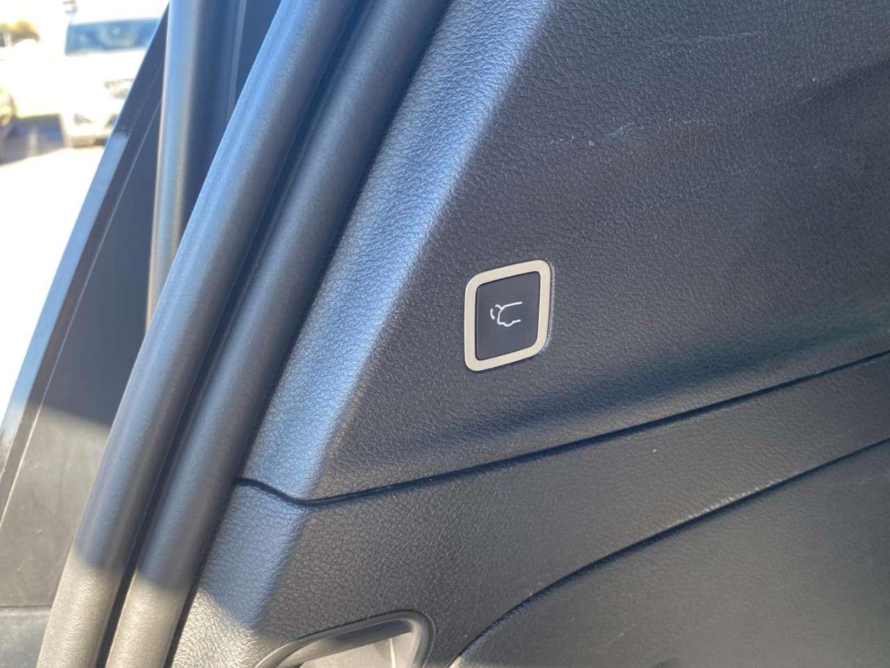 2026 Chrysler Pacifica Limited FWD Photo