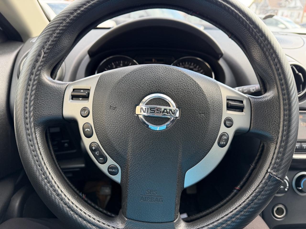 2012 Nissan Rogue SV Photo