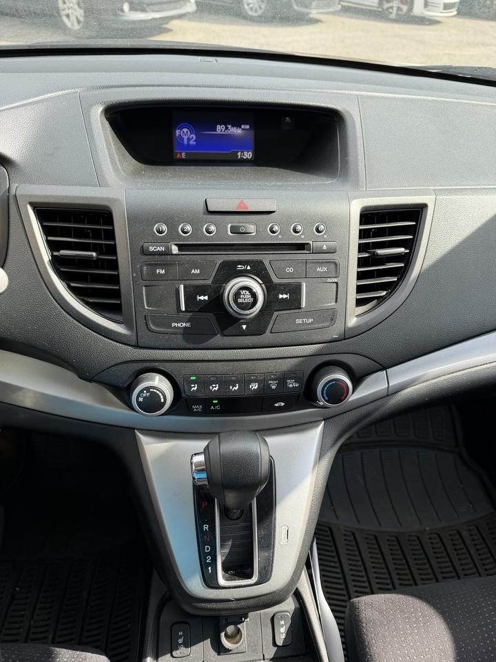 2014 Honda CR-V LX Photo