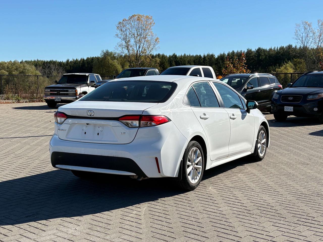 2021 Toyota Corolla LE Upgrade   Sunroof   Heated Seats/Steering Wheel Photo