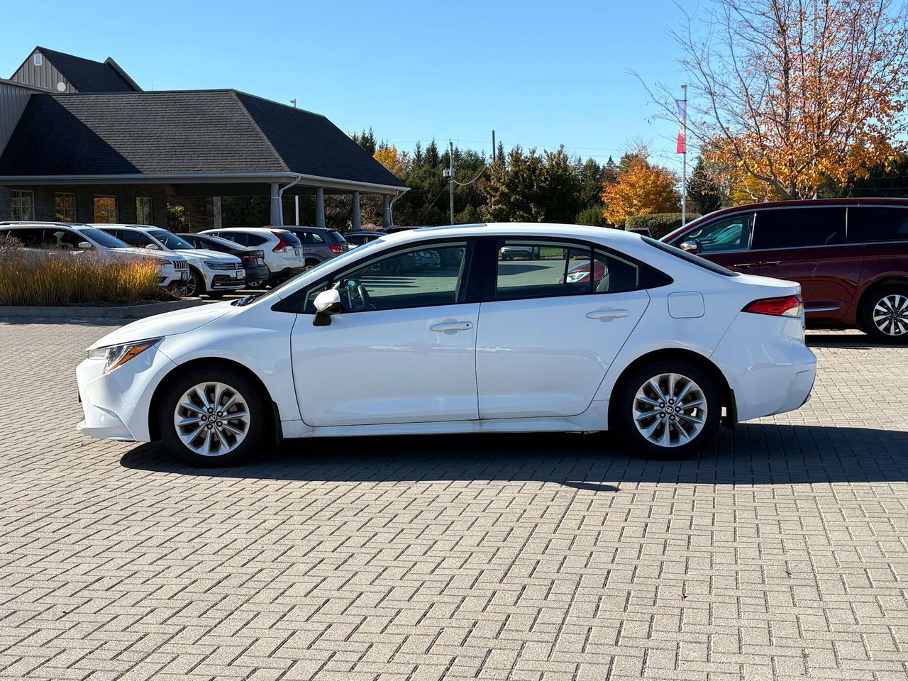 2021 Toyota Corolla LE Upgrade   Sunroof   Heated Seats/Steering Wheel Photo