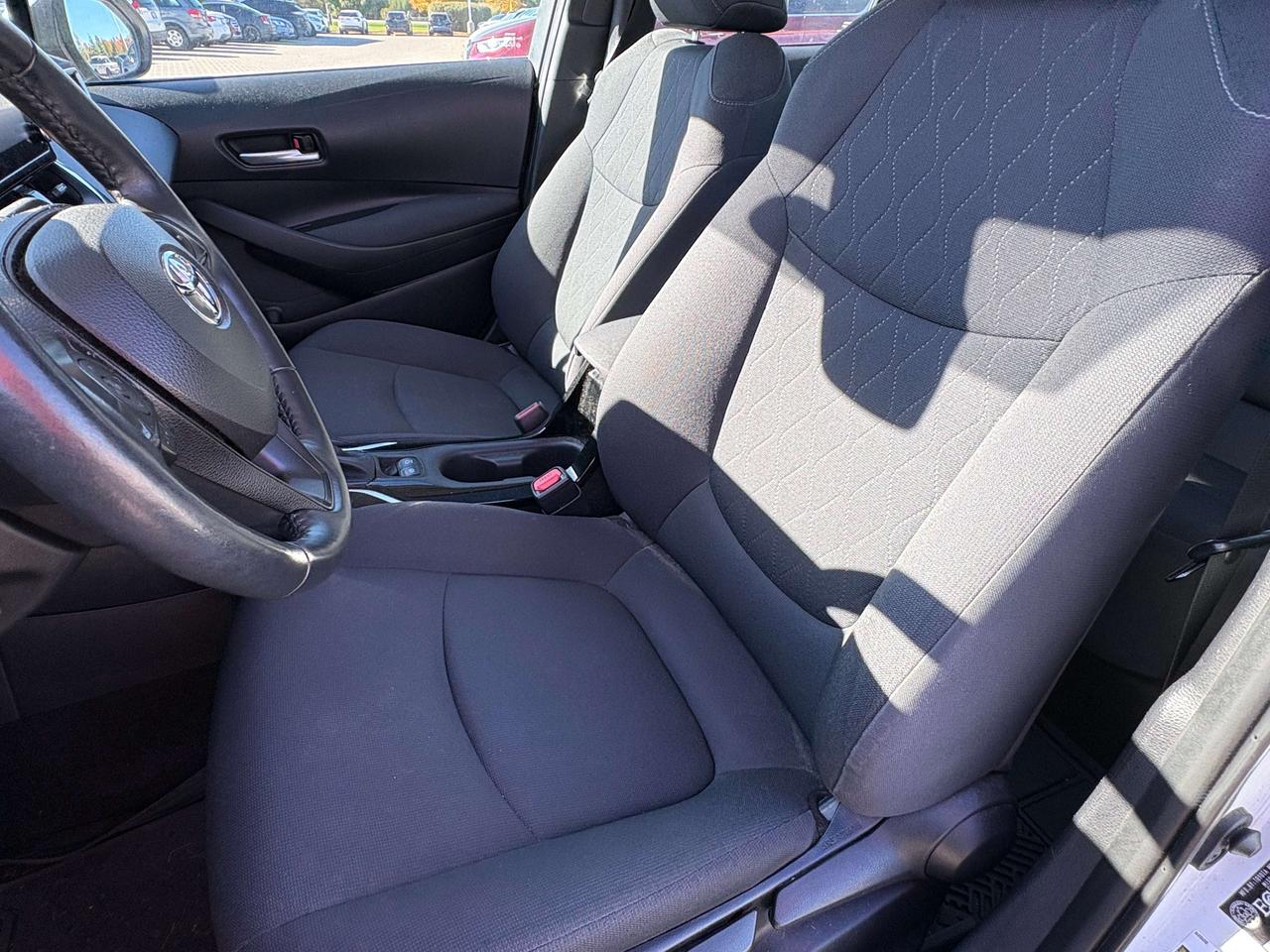 2021 Toyota Corolla LE Upgrade   Sunroof   Heated Seats/Steering Wheel Photo