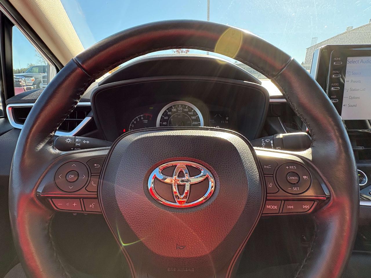 2021 Toyota Corolla LE Upgrade   Sunroof   Heated Seats/Steering Wheel Photo
