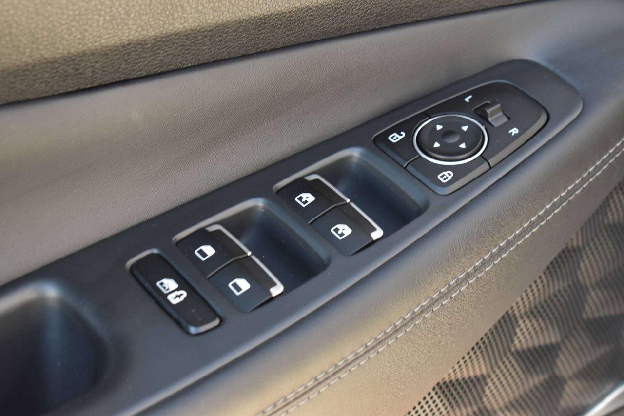 2022 Hyundai Santa Fe Urban Photo