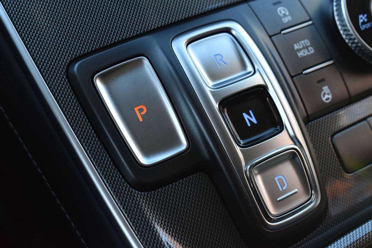 2022 Hyundai Santa Fe Urban Photo